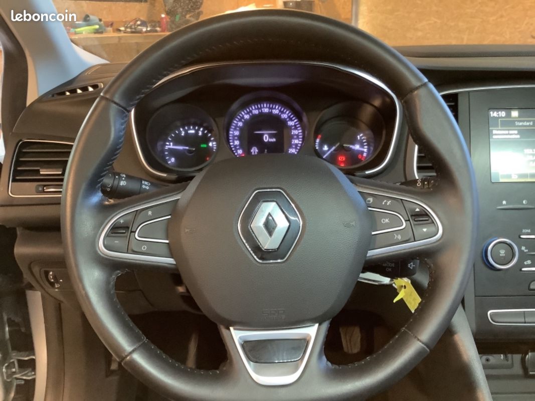 Renault megane iv societe blue dci 115 air 2p (image 17)