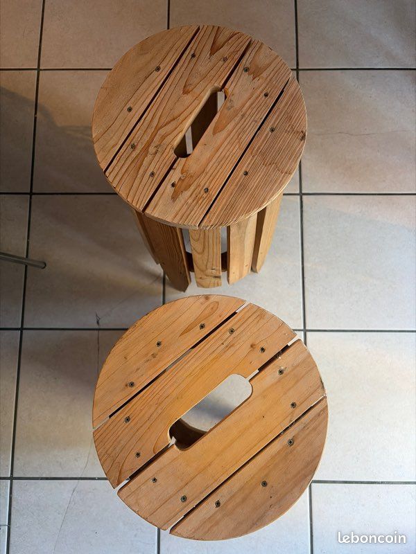 Tabouret fait main (image 2)