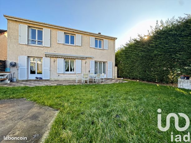 Maison 7 pièces 199 m²