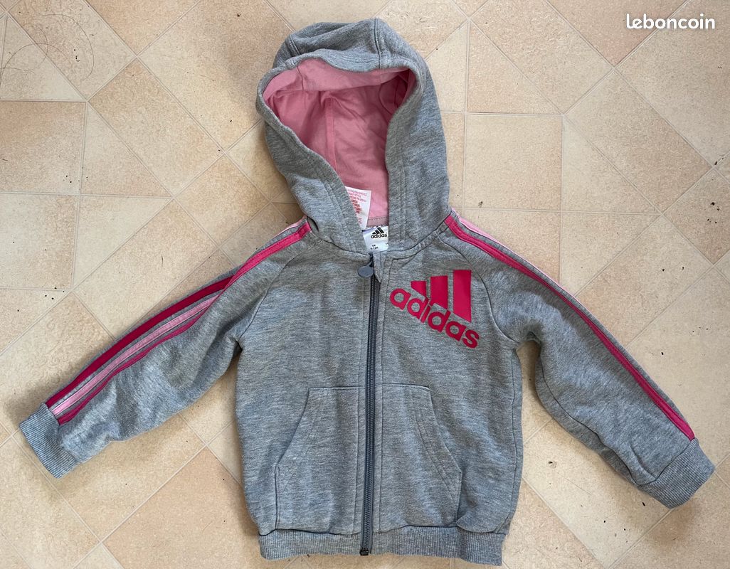 Pull Adidas fille taille 9-12 mois (image 1)