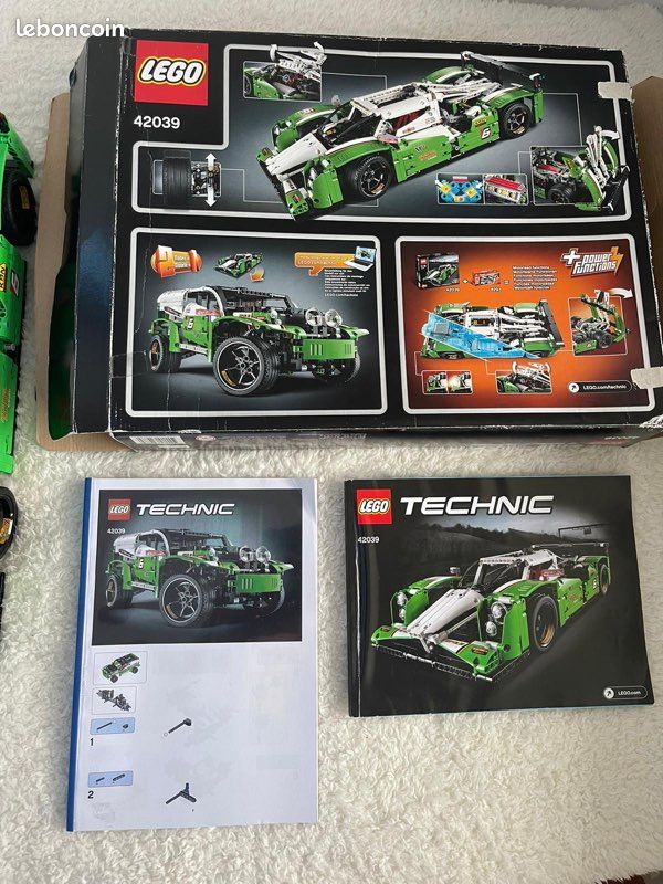 Voiture de course LEGO TECHNIC 24 h du mans 42039 (image 4)