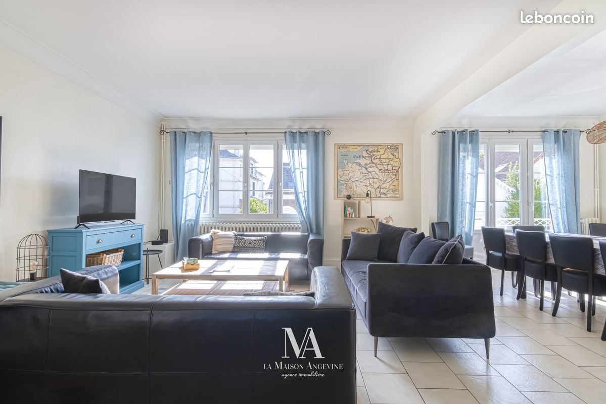 Maison 11 pièces 254 m² · à Angers · 254 m² · 735 000 €