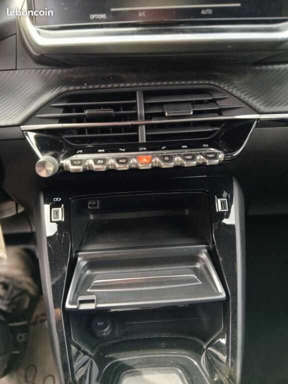 Peugeot 2008 (2) BLUEHDI 130 EAT8 ALLURE PACK (image 11)