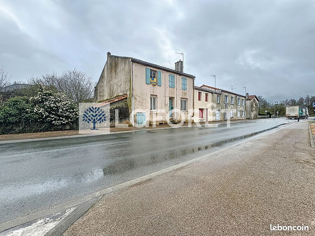 Maison 6 pièces 111 m² - Bressuire 79300 (image principale 12)