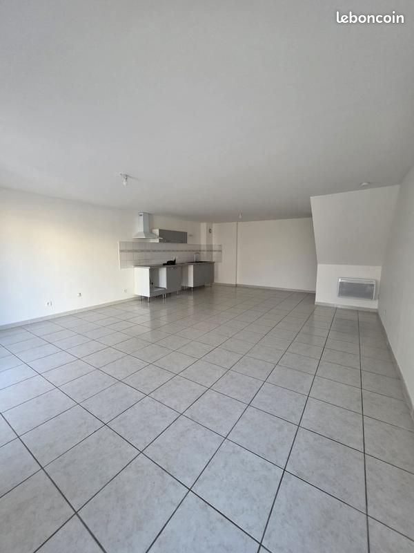 Appartement 3 pièces 74 m² · à Nissan-lez-Enserune · 74 m² · 710 €/mois