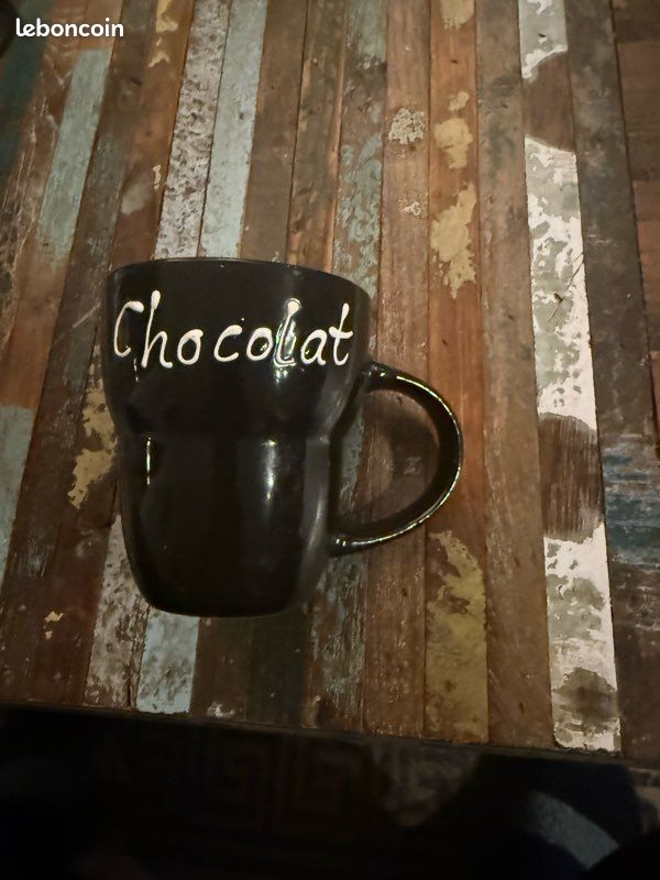 Tasse noire chocolat (image 1)