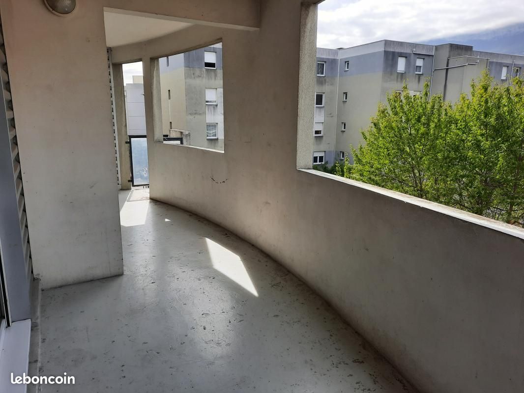 Appartement a louer echirolles - 3 pièce(s) - 89 m2 - Surfyn
