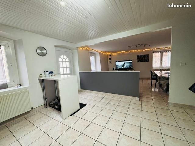 Maison 7 pièces 148 m² · à Beauzac · 148 m² · 208 000 €
