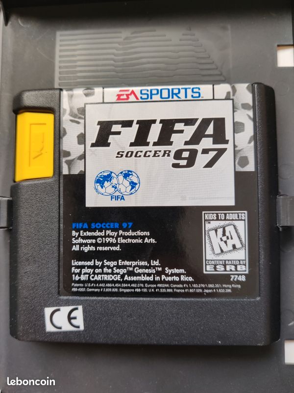 Jeu FIFA Soccer 96 Sur Sega Mega Drive, PAL, Complet Avec Livret, Bon état