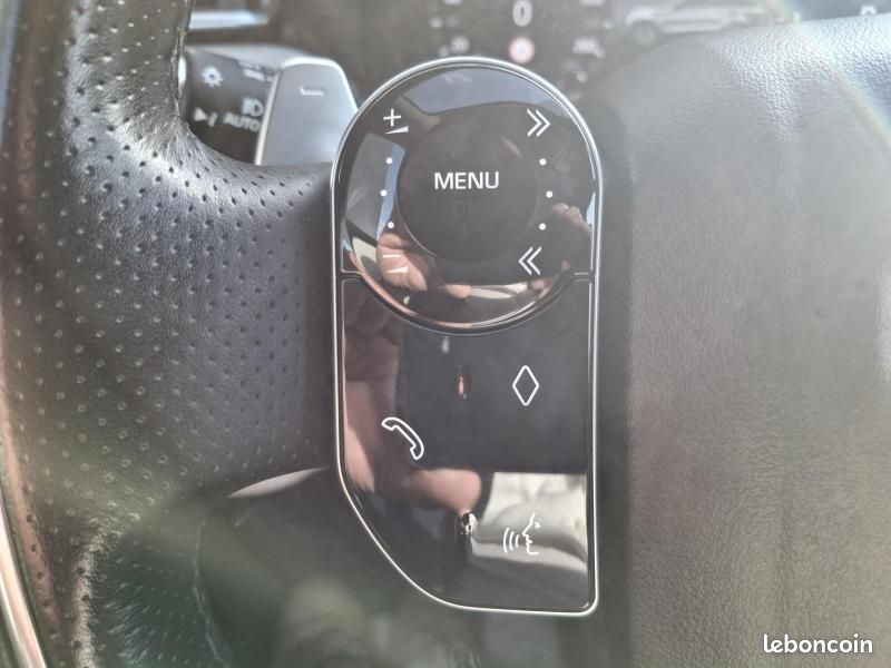 Land-rover Range Rover Velar 3.0D V6 300ch R-Dynamic SE AWD BVA (image 13)