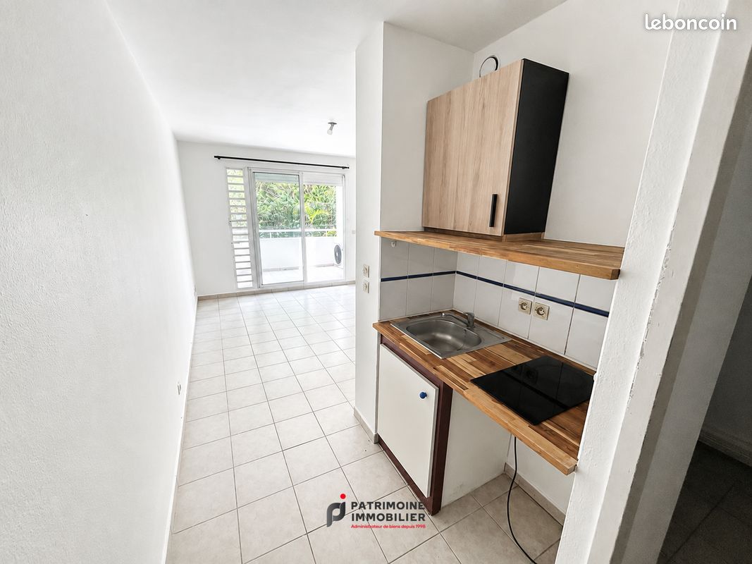 Appartement 1 pièce 21 m² · à Les Abymes · 21 m² · 480 €