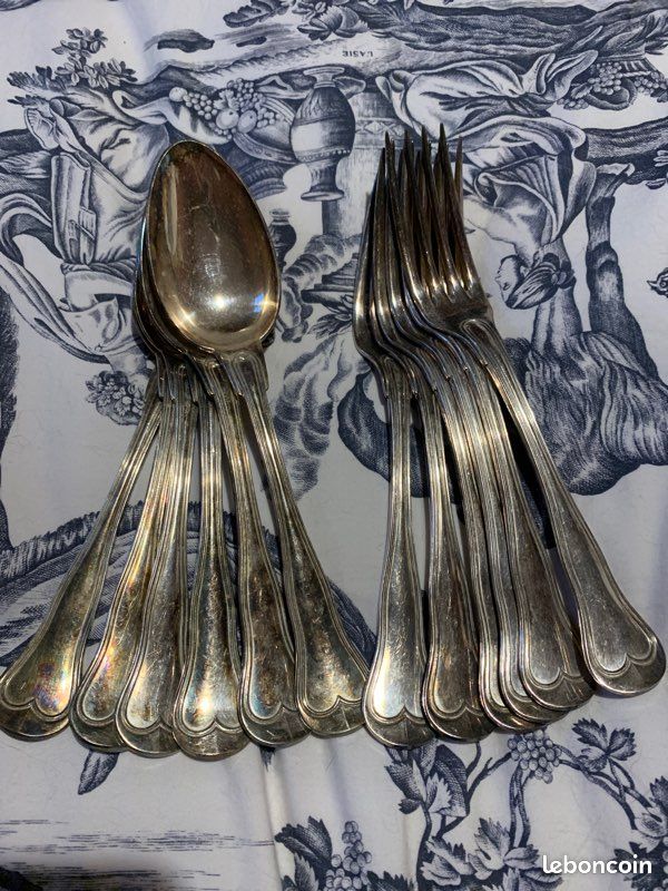 Superbes couverts anciens en métal argenté CHRISTOFLE - Arts de la table