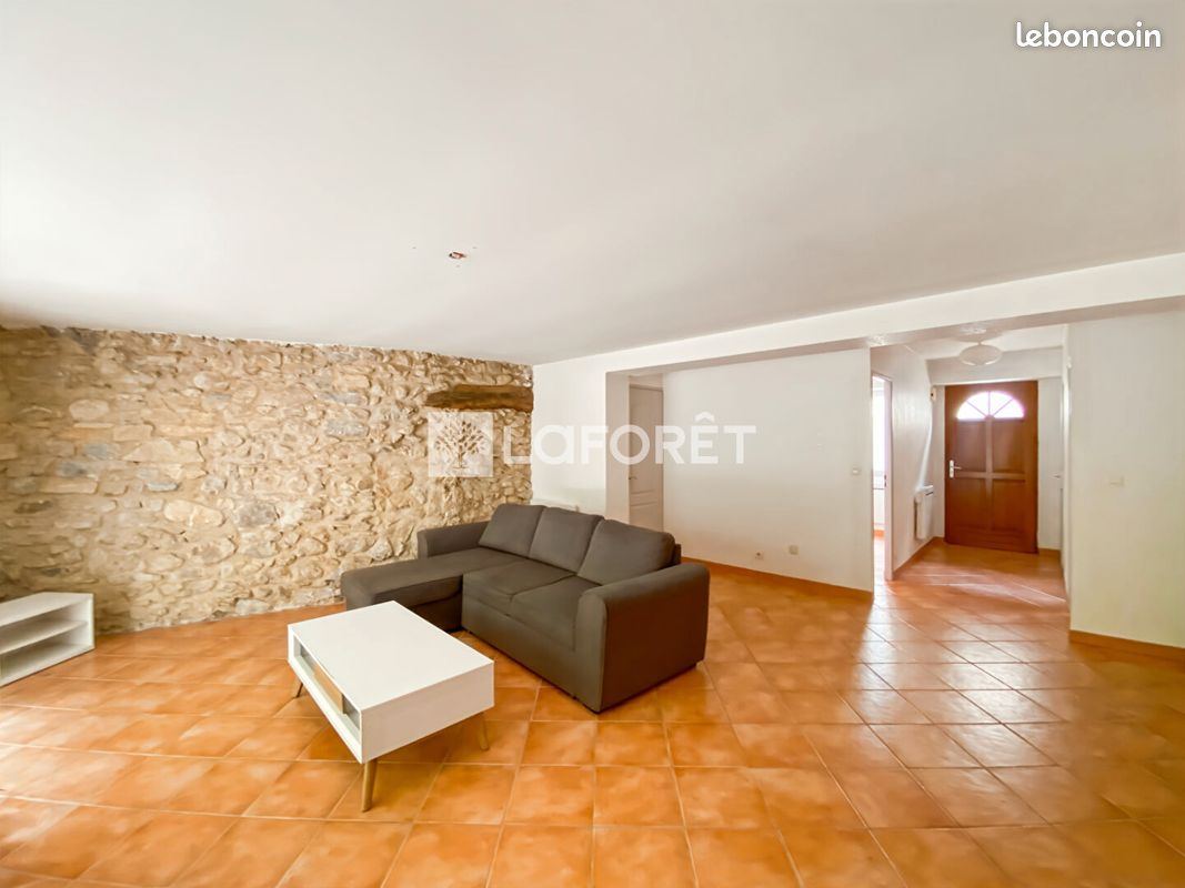 Appartement 3 pièces 64 m² · à Peyrus · 64 m² · 680 €