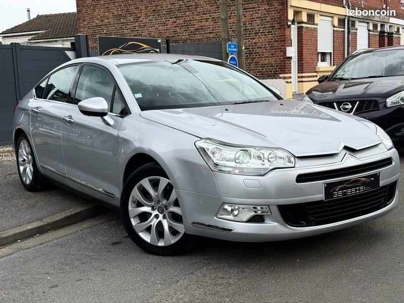 Citroën C5 3.0 HDi V6 240ch - BVA - 109000km - Garantie 12 mois - Suivi complet Citroën (image 1)