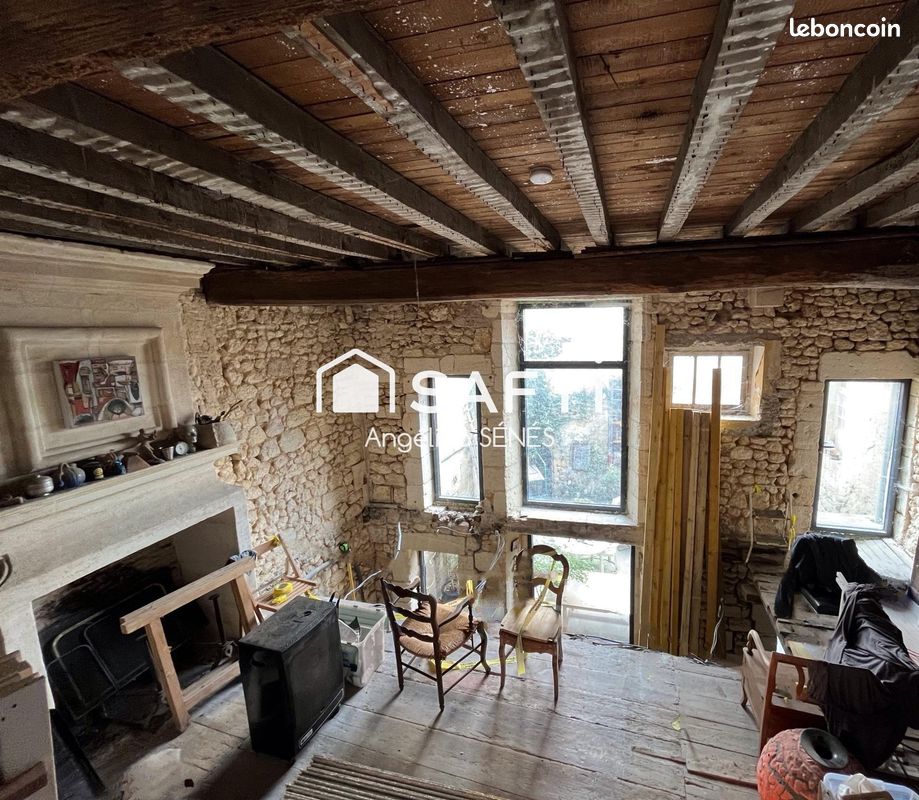Maison 6 pièces 232 m² · à Bourg · 232 m² · 173 000 €