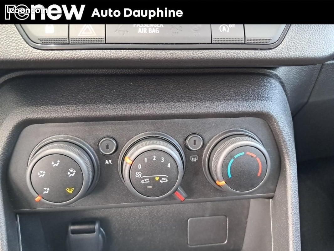 Dacia Sandero expression SCe 65 - 24 (image 7)