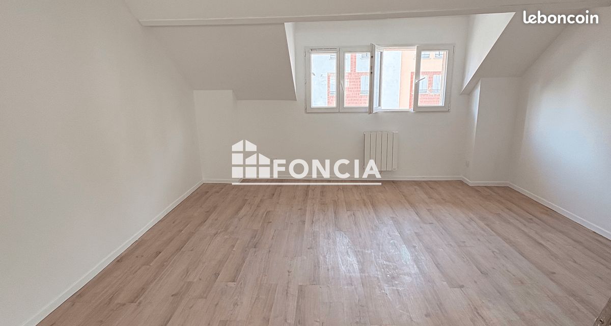 Appartement 3 pièces 56 m² · à Corbeil-Essonnes · 56 m² · 920 €