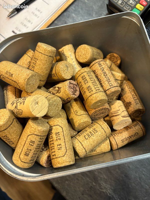 Bouchon de vin en liège (image 1)