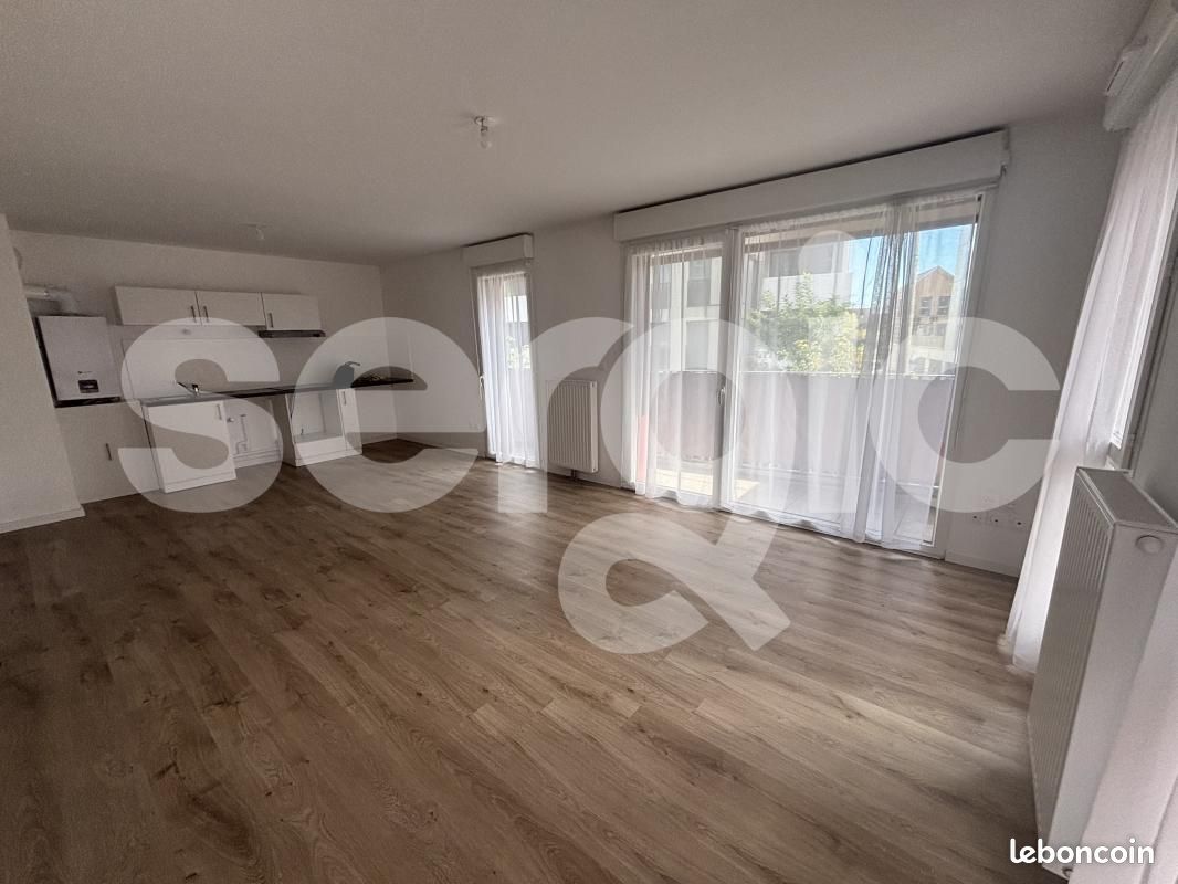 Appartement 3 pièces 70 m² · à Saint-André-lez-Lille · 70 m² · 922 €/mois