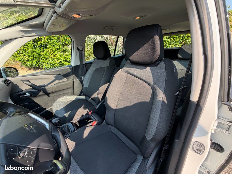 Citroën grand c4 spacetourer bluehdi 130 business – 7 places – 106 649 km (image 8)
