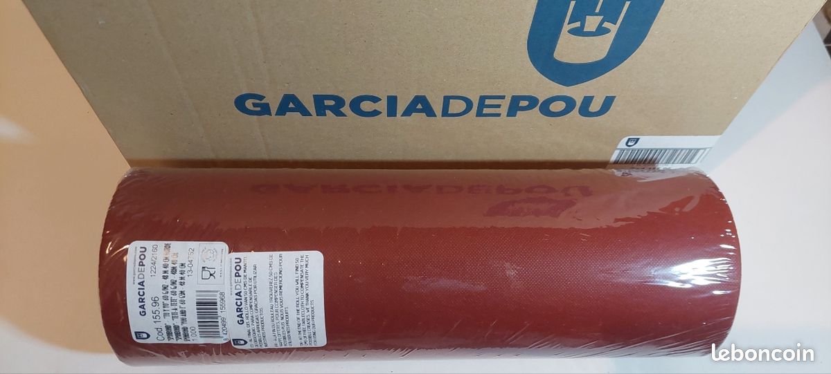 Lot de 6 rouleaux Tête-à-Tête / Chemin de table Spunbond Bordeaux – NEUF (image 1)