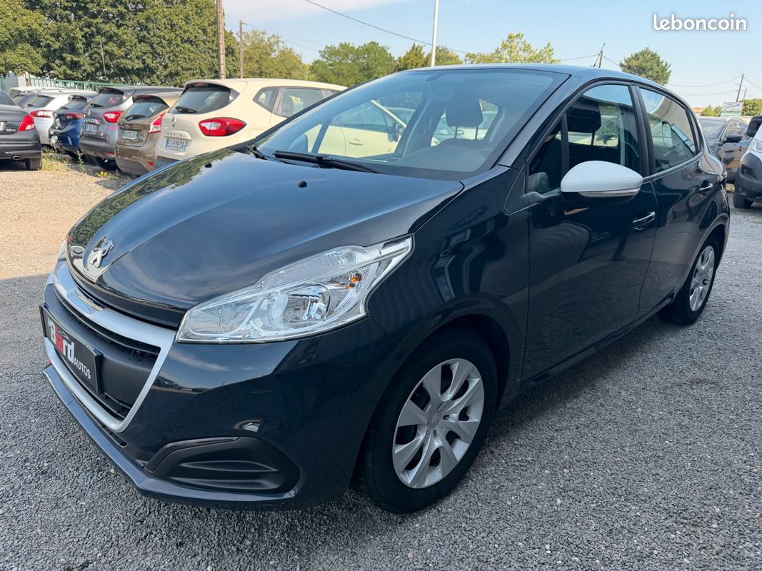 Peugeot 208 1.2 pure tech 68ch like 5p (image 2)