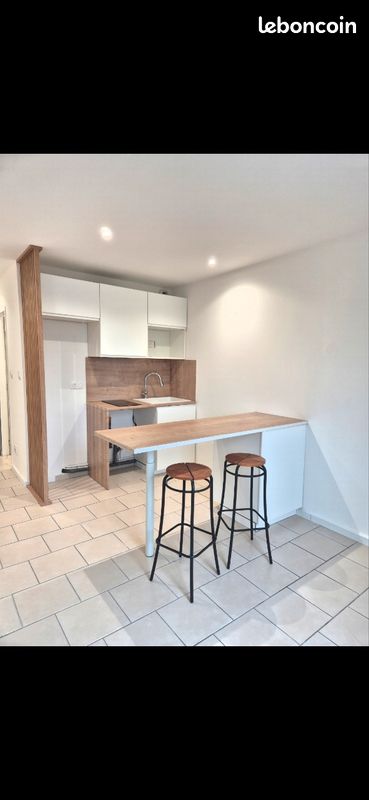 Appartement 2 pièces 30 m² · à La Verpillière · 30 m² · 700 €/mois