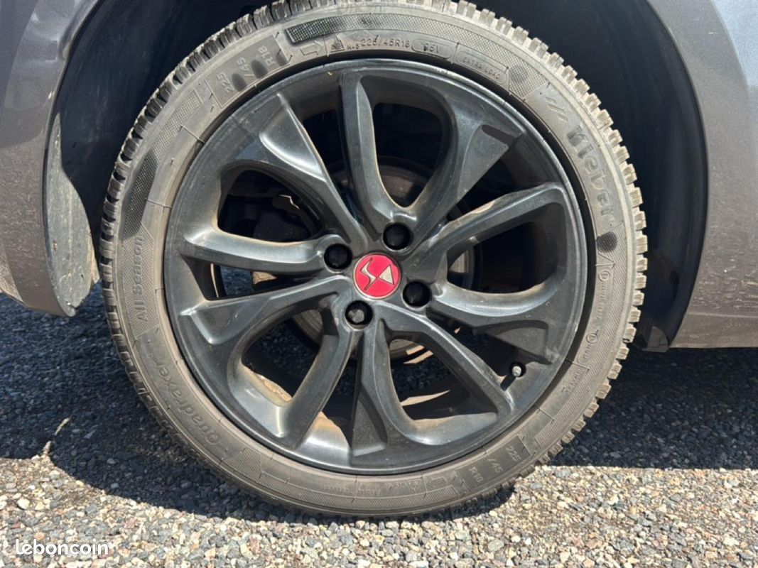 DS DS 4 Bluehdi 180 performance line eat6 (image 11)