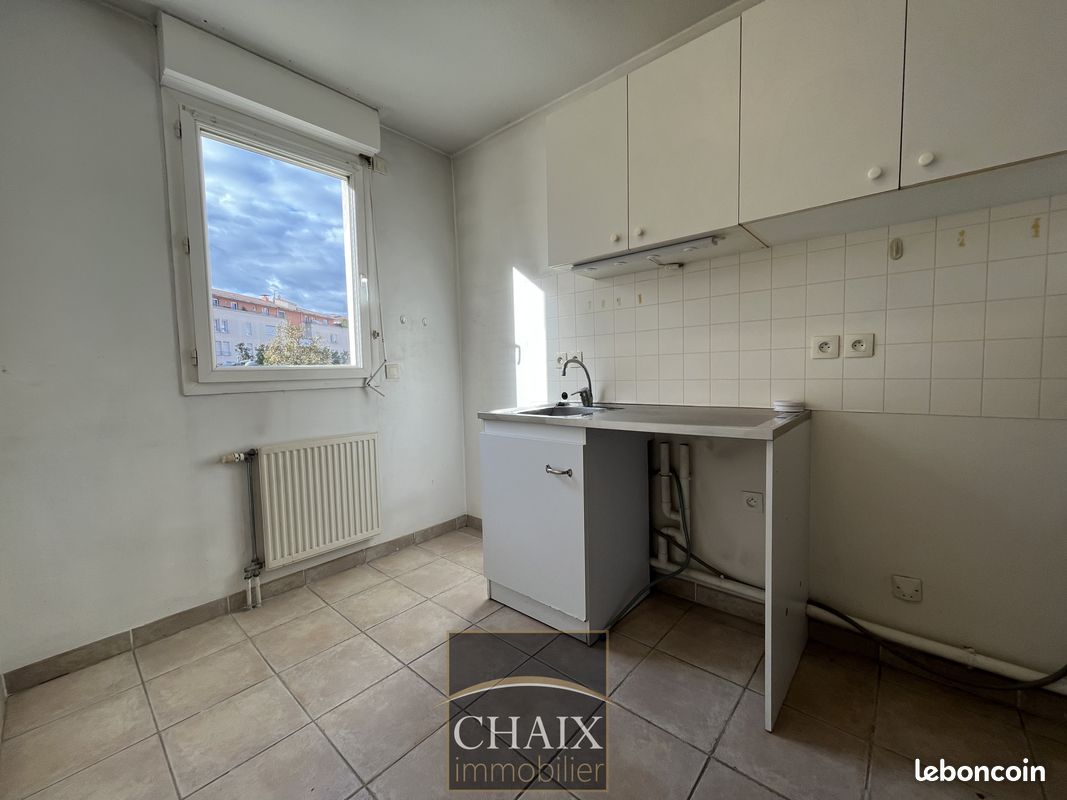 Appartement a louer aubagne - 2 pièce(s) - 45 m2 - Surfyn