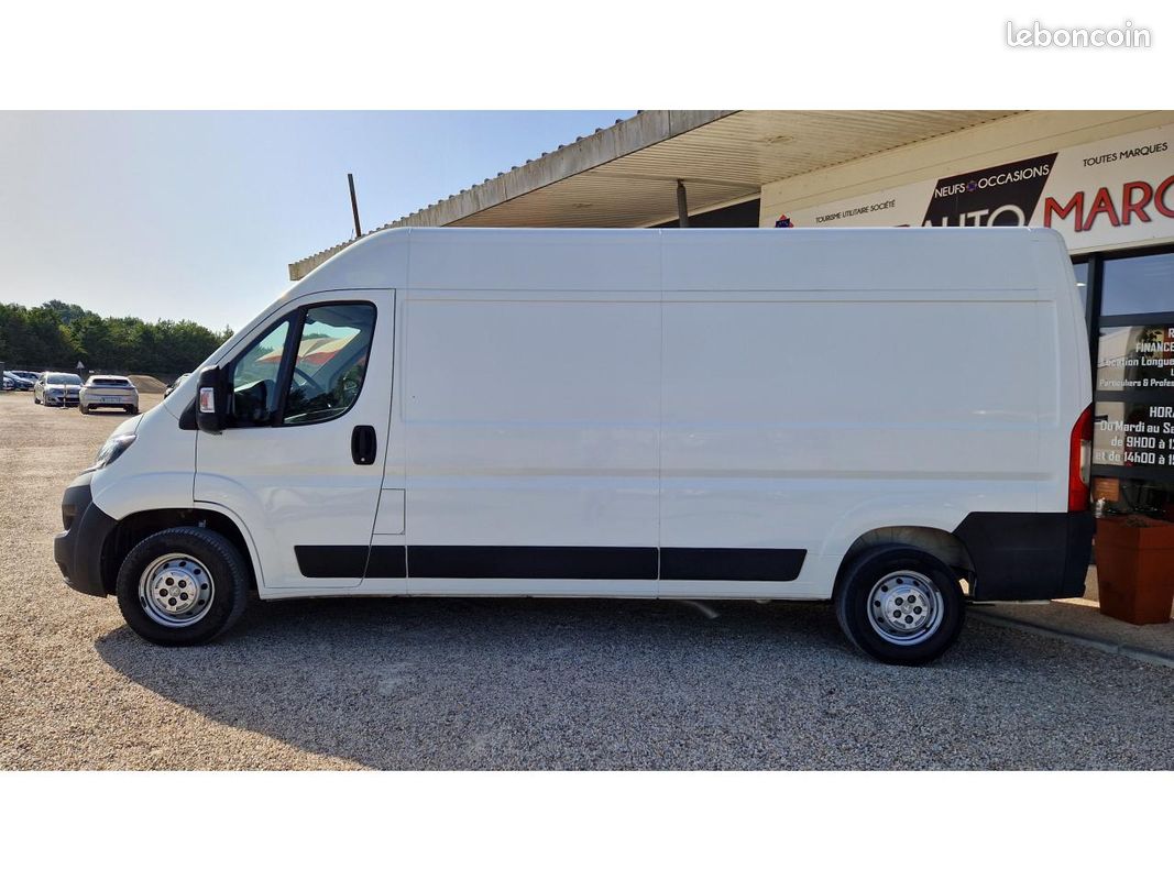PEUGEOT BOXER Premium 333 L3H2 2.2 BlueHDi S&S - 140 (image 2)