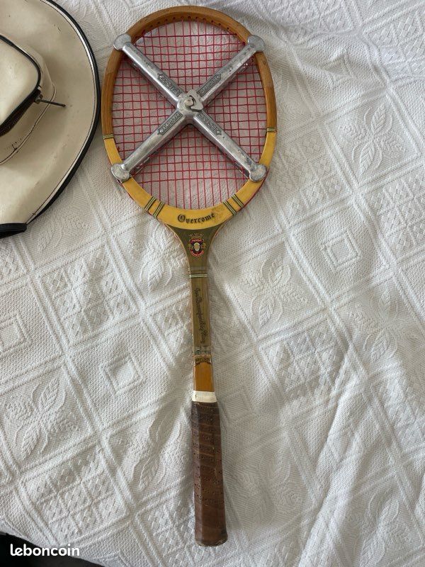 Raquette De Tennis Vintage GAUTHIER OVERCOME En Bois - Années 50 - Avec Housse Et Presse