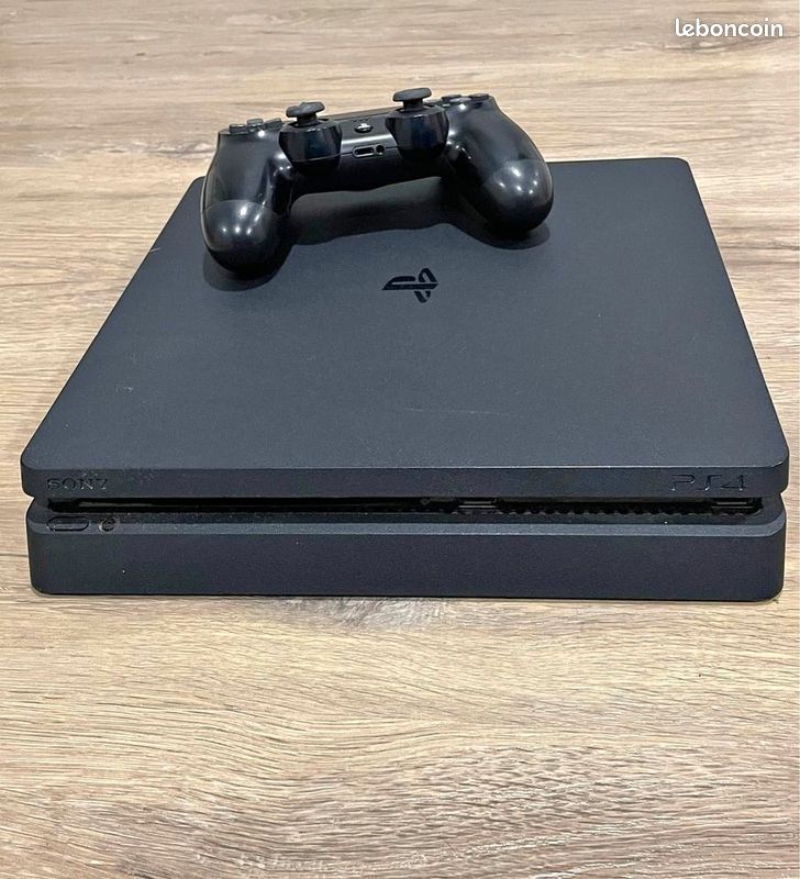 PlayStation 4 / 500 Go (image 2)
