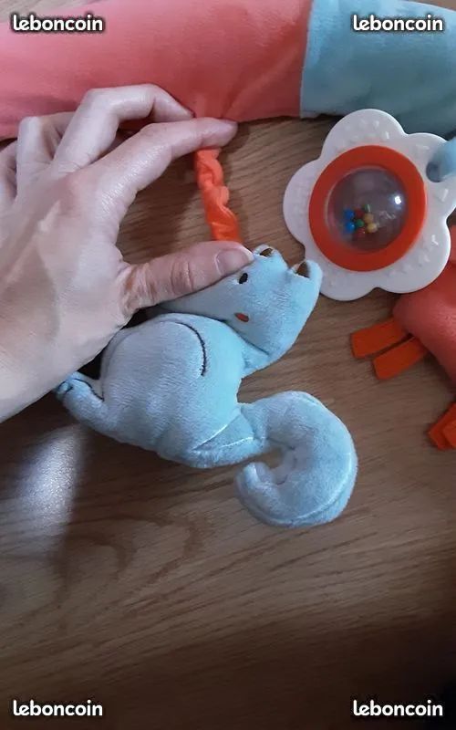 Vendu à MLD Neuve arche d'activités verbaudet lit poussette transat avec sa housse de rangement renard loup (image 6)
