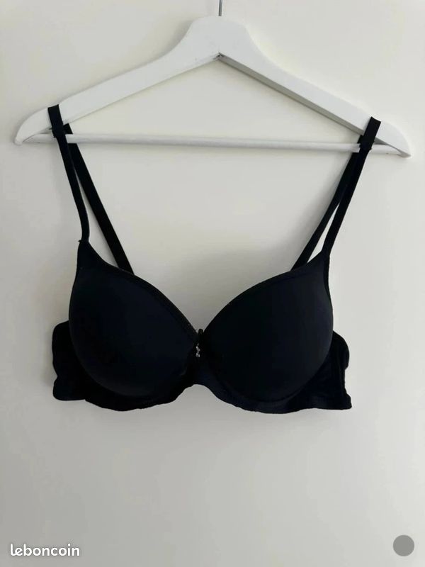 Soutien-gorge Noir 85B Avec Dentelle - Balconnet Armé, Très Bon état