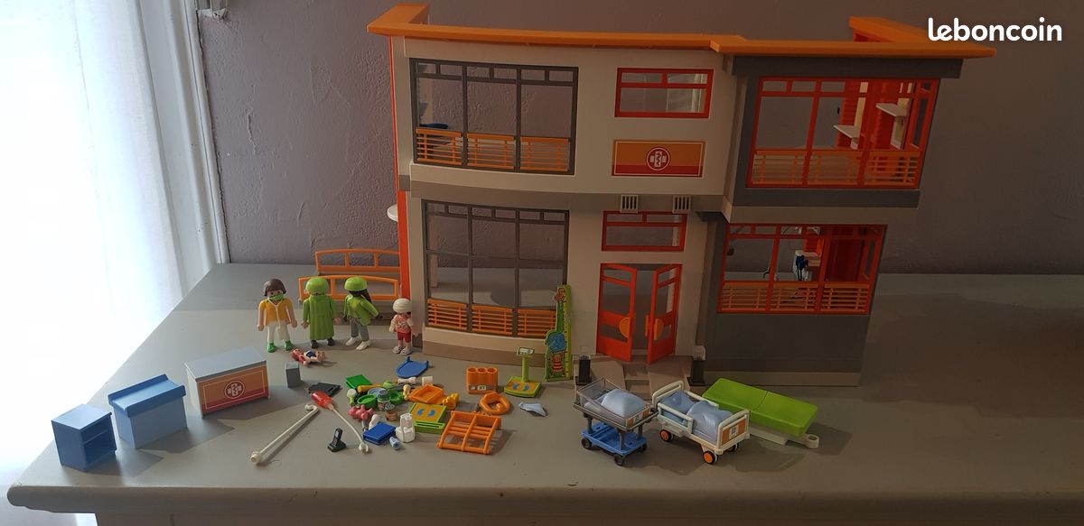 Hôpital pédiatrique playmobil (image 1)
