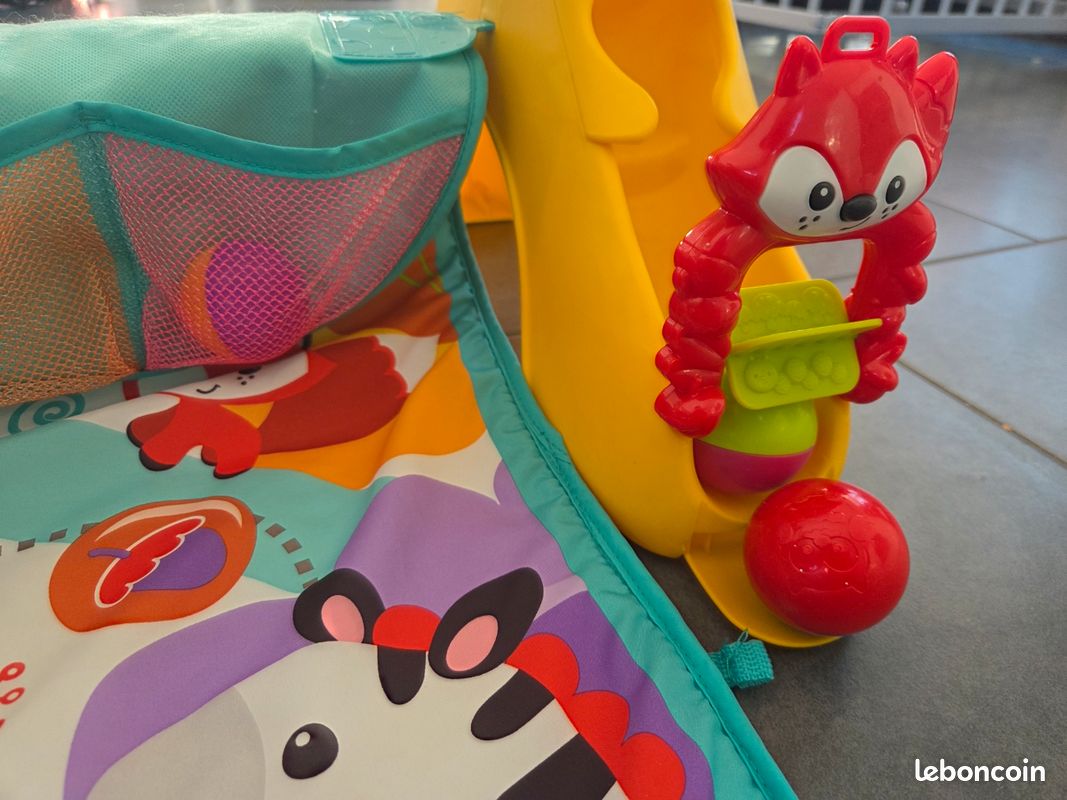 Fisher-Price Tapis de jeu pour bébé Glow and Grow Kick & Play Piano Gym, jouet d'apprentissage musical bleu avec activités de développement pour nouveau-nés de 0 mois et plus | Baby Playmat Fisher-Price Tapis de jeu pour bébé Glow and Grow Kick & Play Piano Gym, jouet d'apprentissage musical bleu avec activités de développement pour nouveau-nés de 0 mois et plus | Baby Playmat