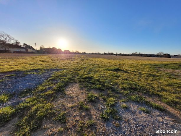 Terrain 711 m² LISLE-SUR-TARN