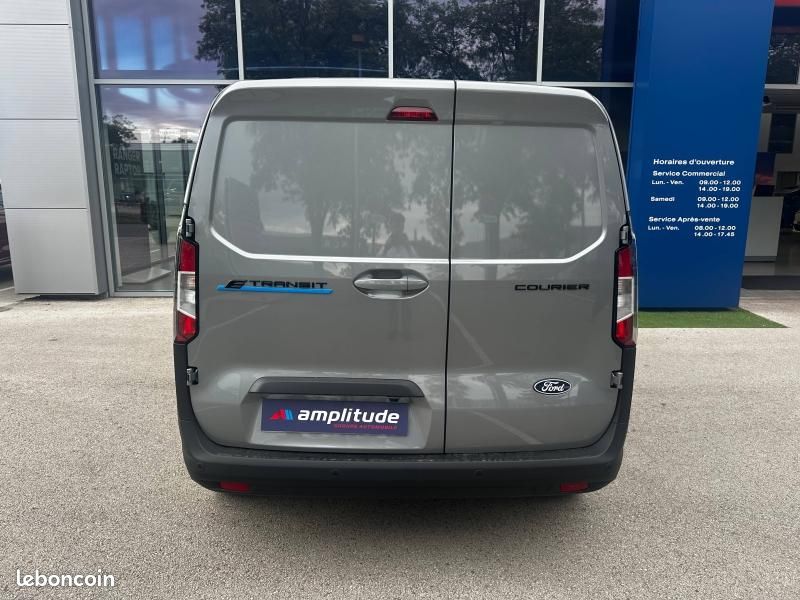 Ford Transit Courier Electrique 100 kW 136ch Limited (image 6)