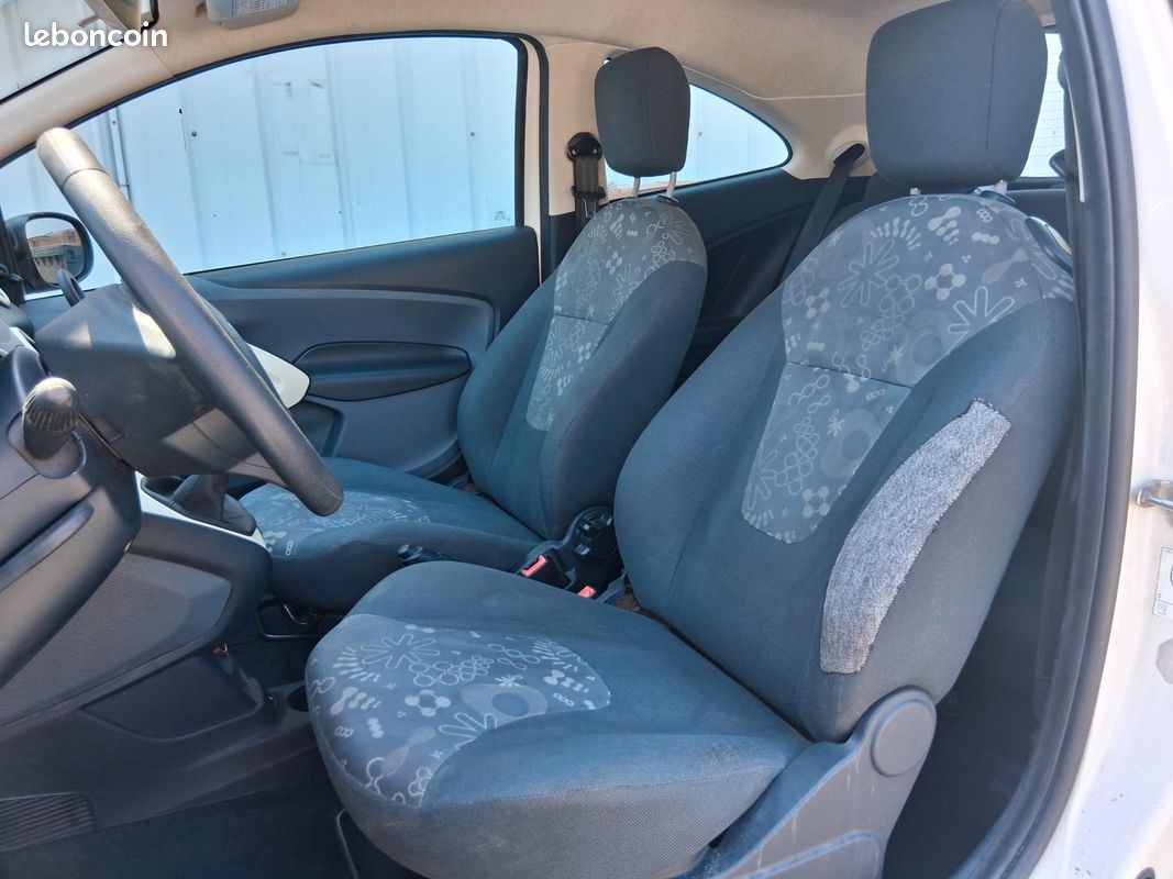 FORD KA 1.2 70 TITANIUm (image 10)