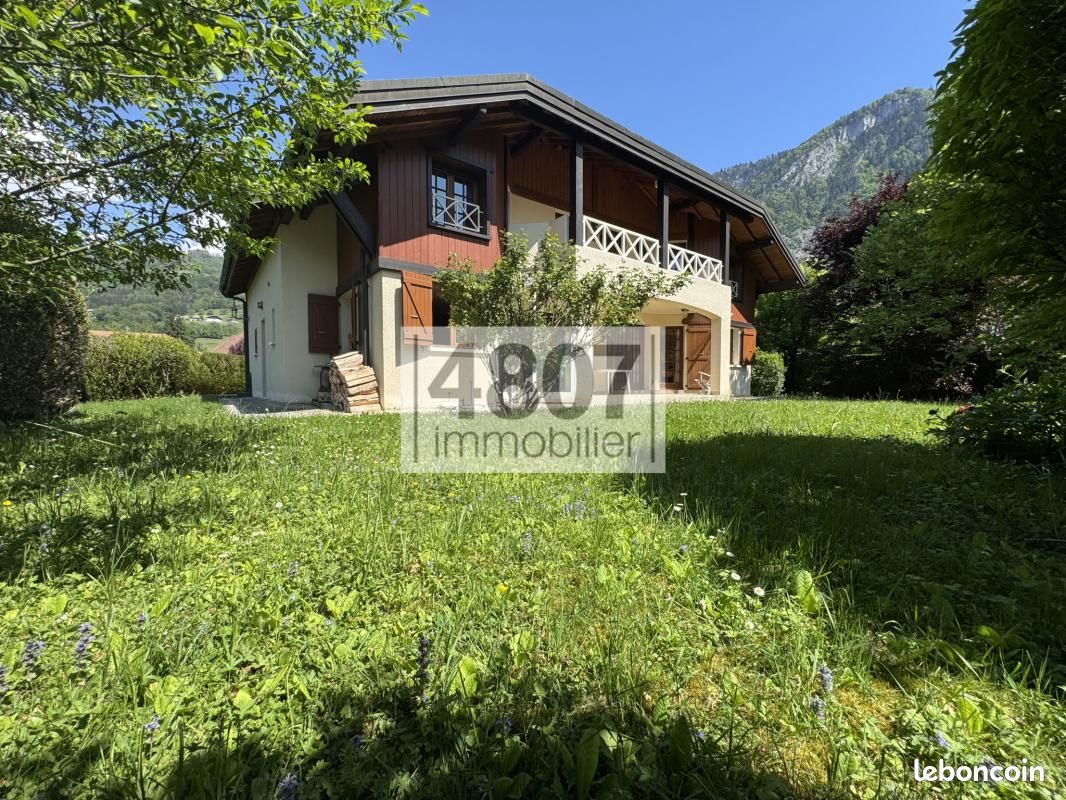 Maison 4 pièces 156 m² · à Cluses · 156 m² · 495 000 €