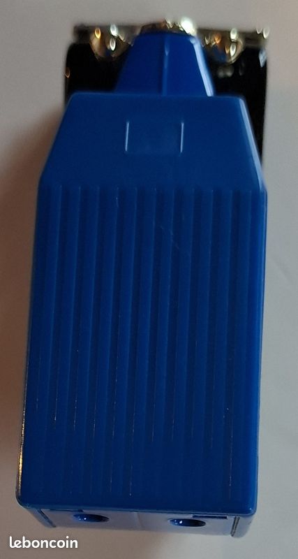 Camionnette Ford Vintage Corgi – Pub CH Gervais, 13 Cm, Bleu, Occasion Comme Neuf