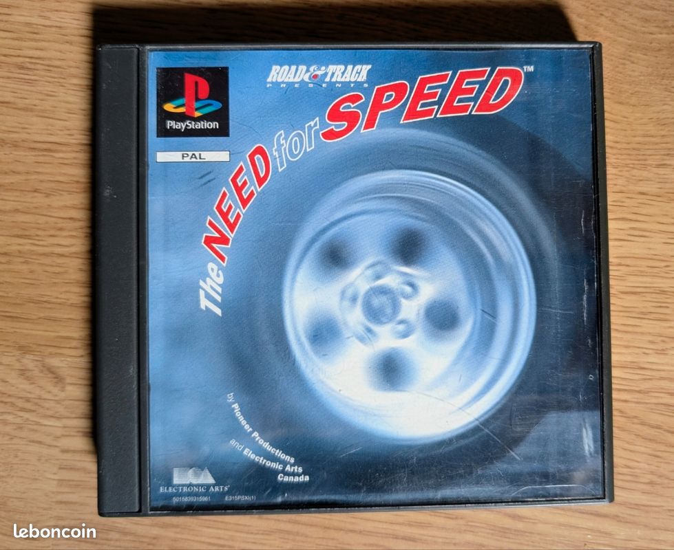 Jeu Vidéo "Road & Track Presents: The Need For Speed" - Version PS1 PAL FR - Bon état, Complet