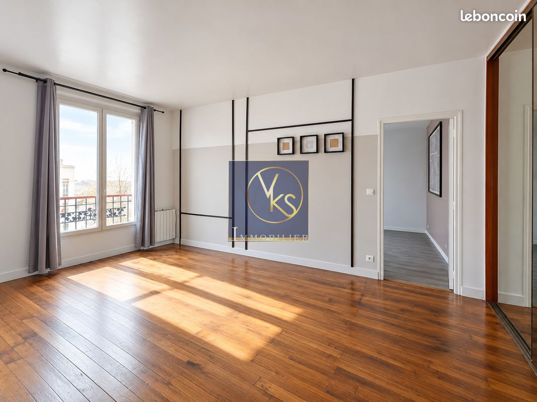 Appartement 2 pièces 44 m² · à Paris · 44 m² · 360 000 €