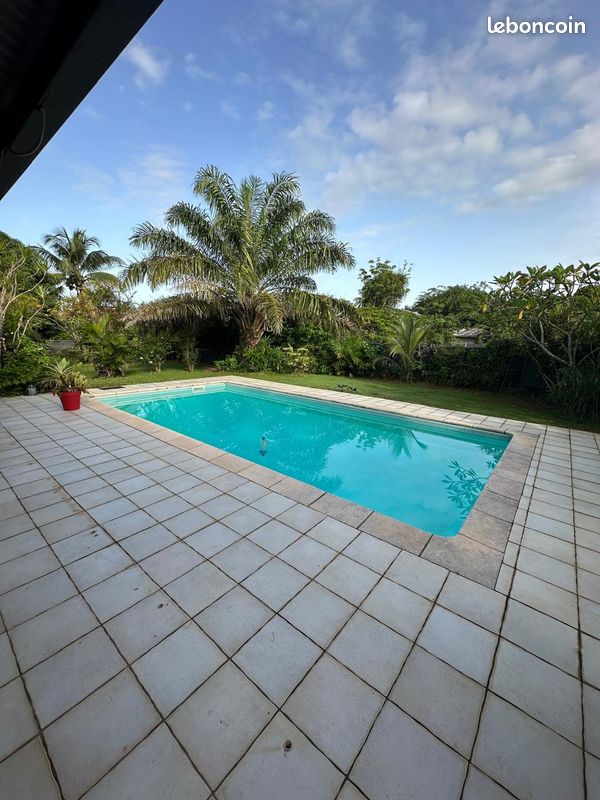 Maison 4 pièces 140 m² · à Kourou · 140 m² · 2 550 €