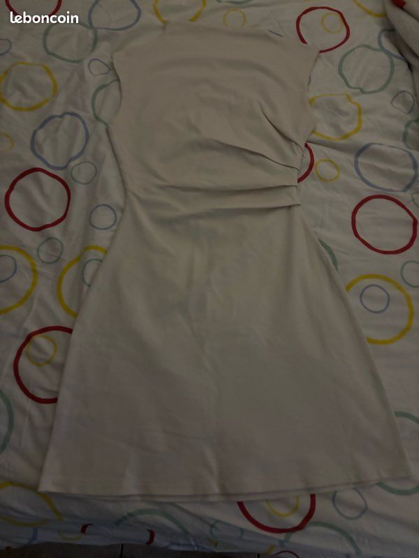 Robe Zara taille XS comme neuve (image 1)