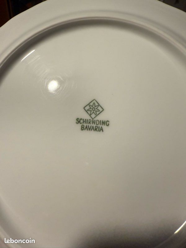 Lot d’assiettes vintage porcelaine (image 4)