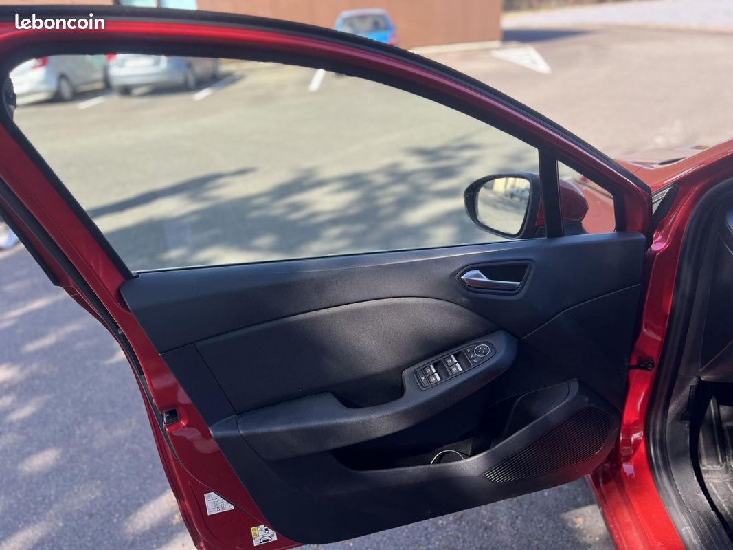 RENAULT CLIO GARANTIE 6 MOIS - 1.0 Tce 100 (image 10)