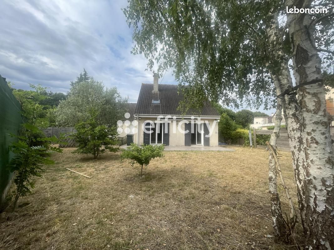 Maison 7 pièces 168 m² · à Savigny-le-Temple · 168 m² · 375 000 €