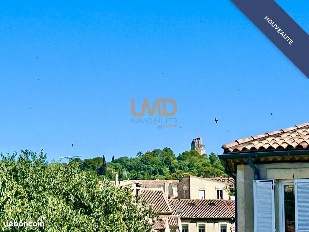Immeuble 300 m² · à Nîmes · 300 m² · 342 000 €