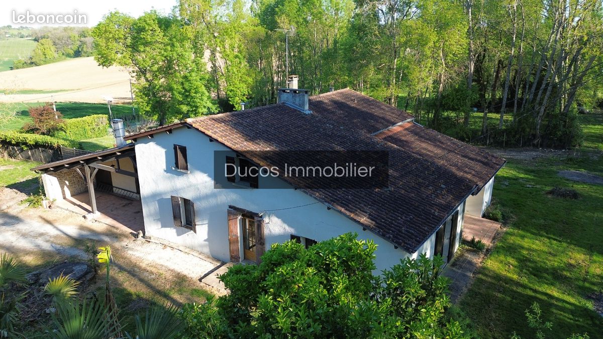 Maison 5 pièces 130 m² · à Virazeil · 130 m² · 238 000 €